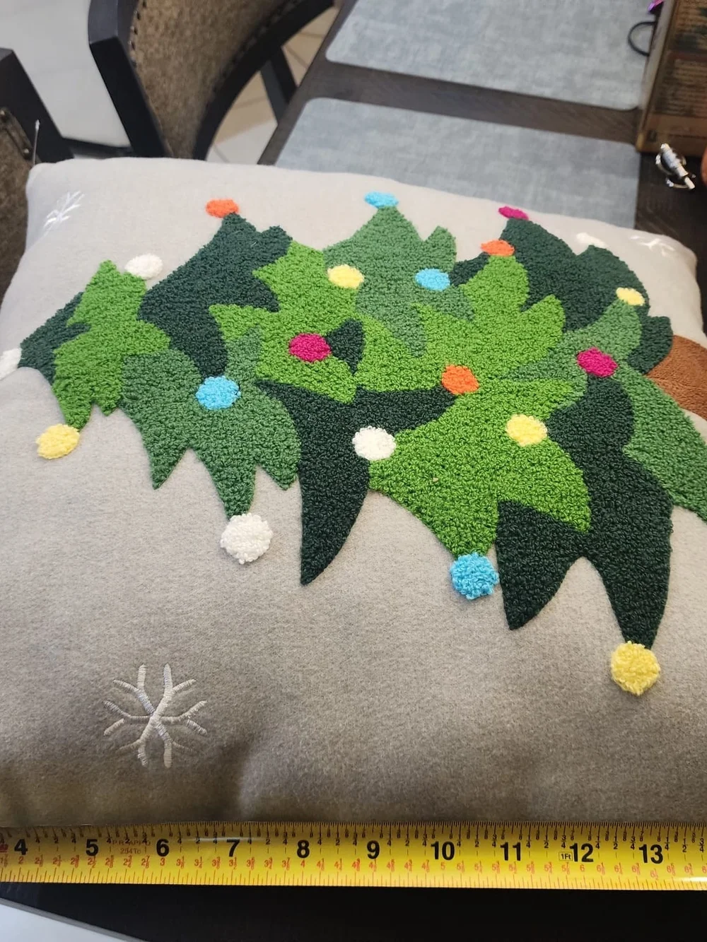 Holiday Living 18
